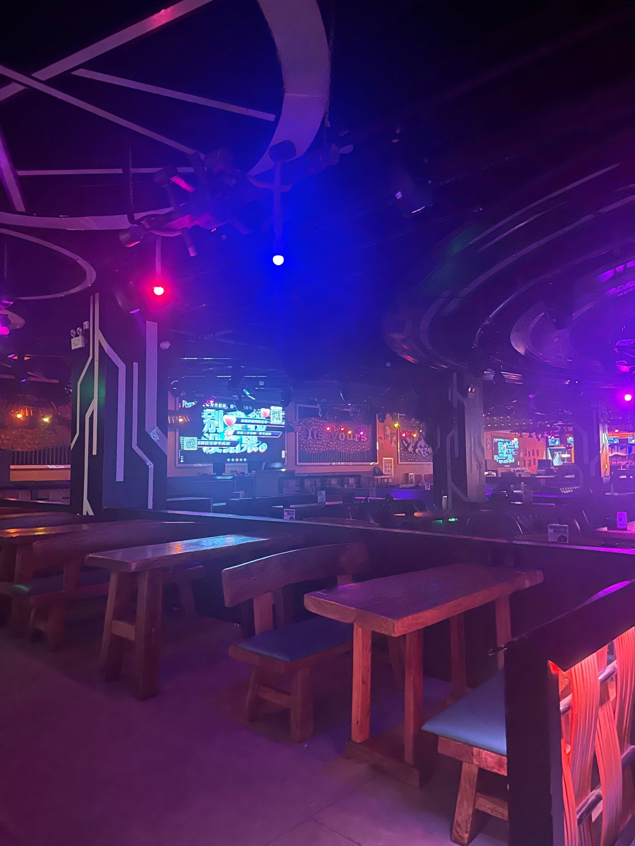 毕节商务ktv划算吗性价比分析-赫章县ktv预订